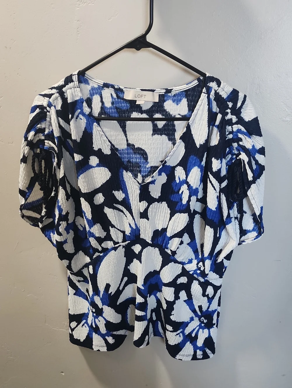 LOFT Navy Blue White Floral V-Neck Top